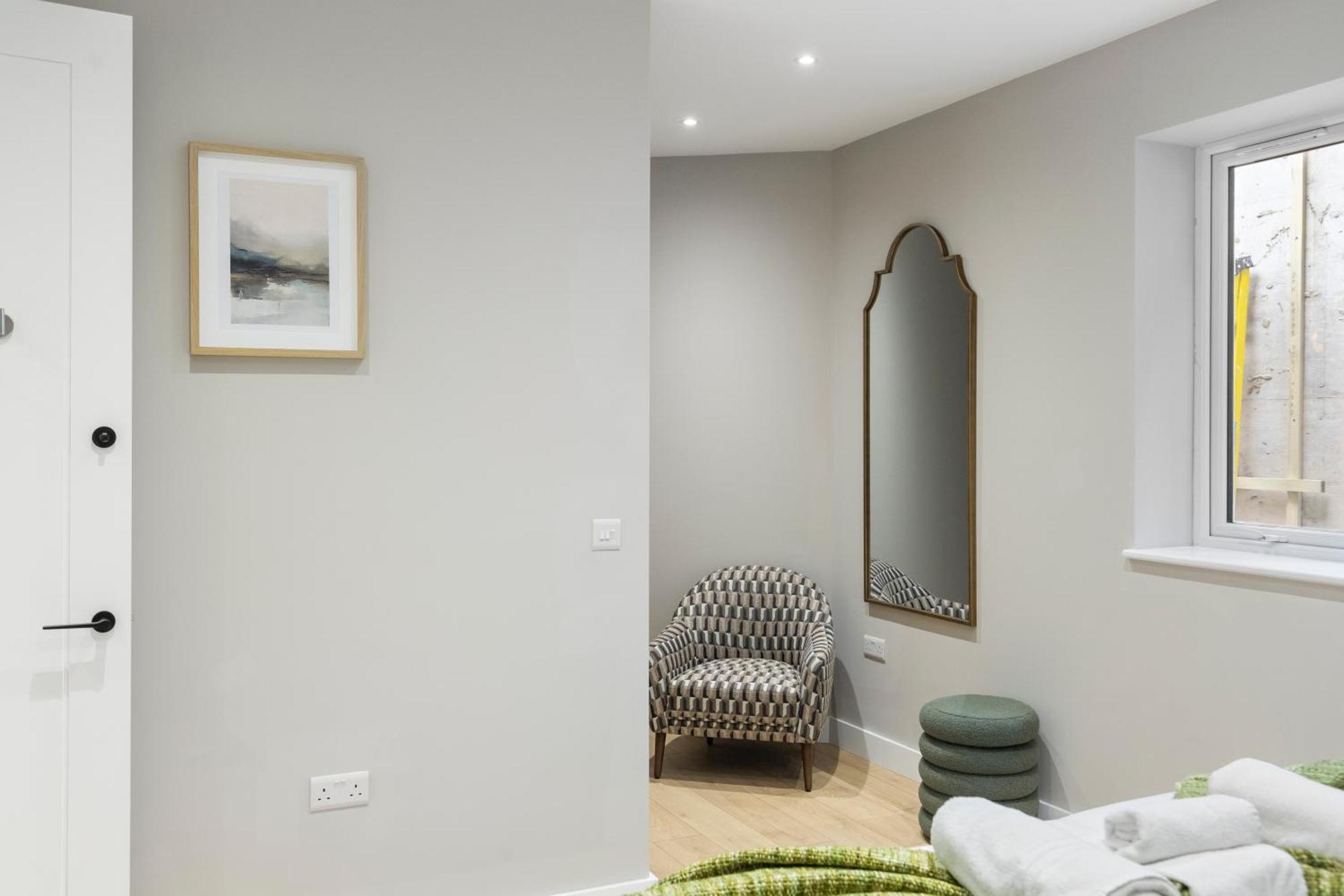 Modern 2br Sleeps 6 Spacious And Bright The Pine *